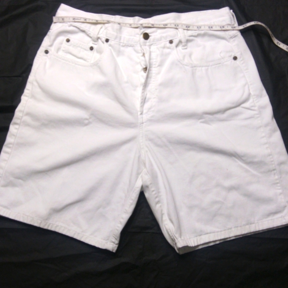 Vintage Guess Button fly Bermuda Jean Shorts